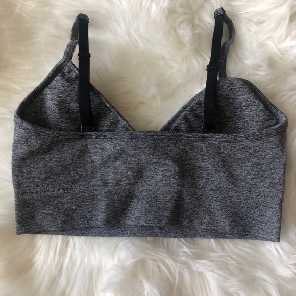 Sketchers Sports Bra - Picture 2 of 4